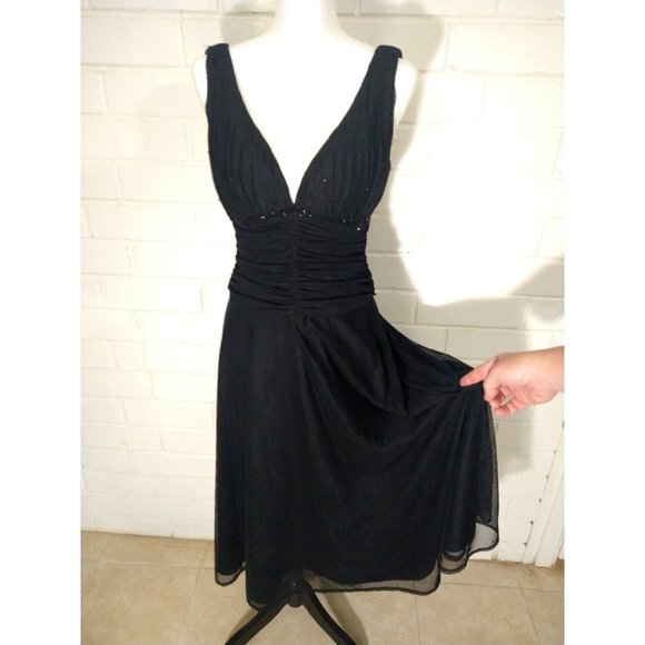 Davids Bridal Bridesmaid Formal Prom Dress Black Flare Stretch Womens Sz. 8 NWOT - Picture 2 of 11